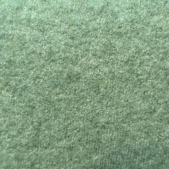 L Pure Cashmere Sweater  Green Excellent Condition - Picture 4 of 4